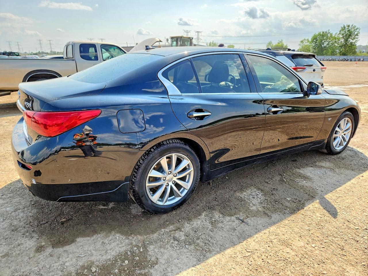 JN1BV7AR9FM415371 · 2015 INFINITI Q50 · 3/12