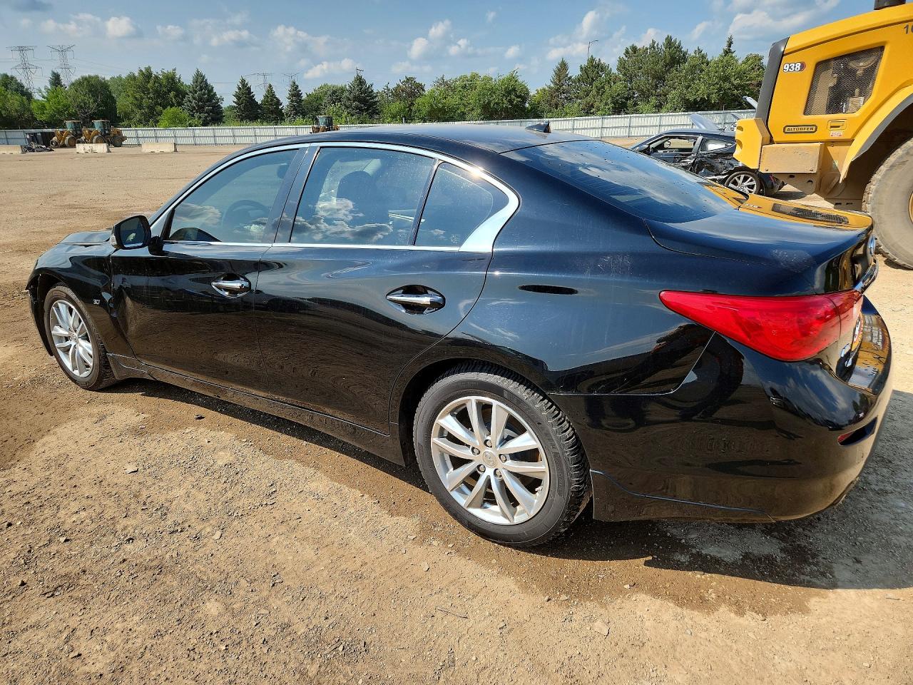 JN1BV7AR9FM415371 · 2015 INFINITI Q50 · 2/12