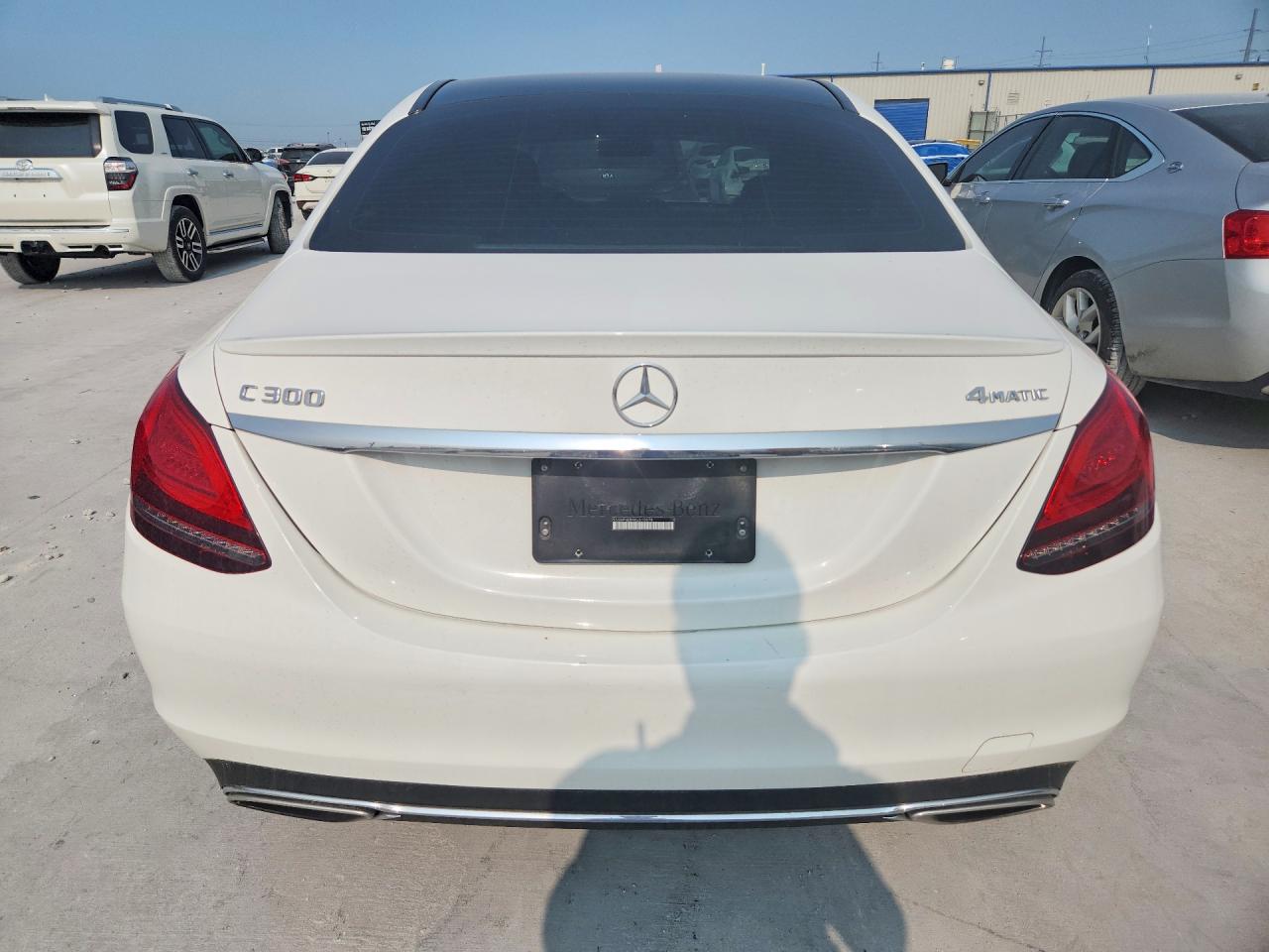 55SWF8EB9KU315979 · 2019 MERCEDES-BENZ C · 6/13