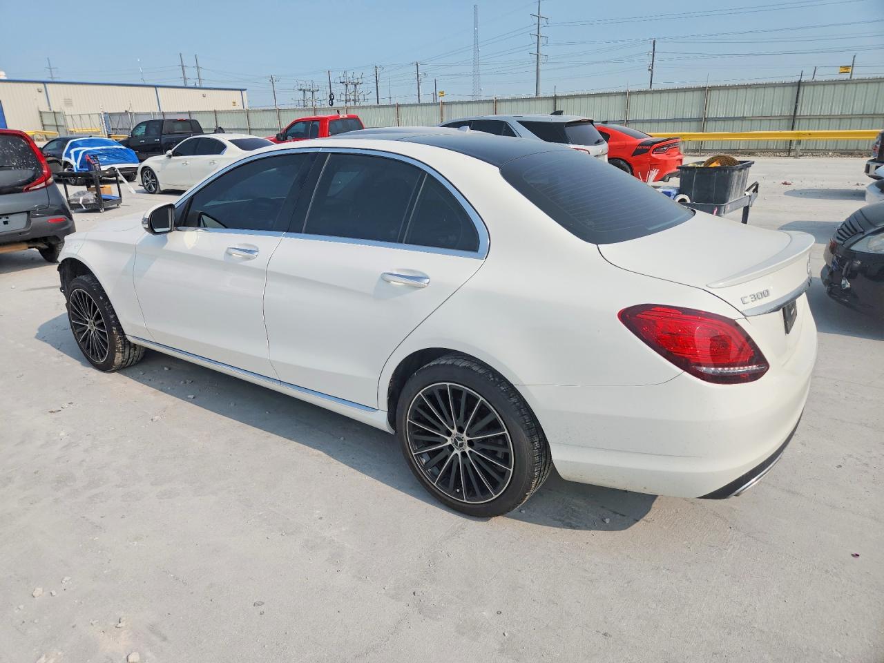 55SWF8EB9KU315979 · 2019 MERCEDES-BENZ C · 2/13