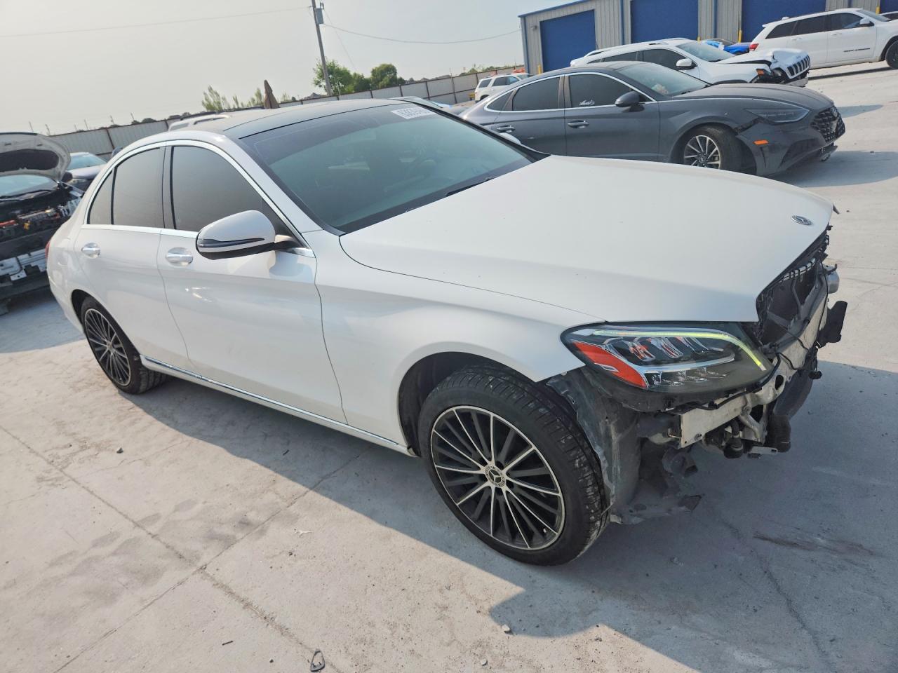 55SWF8EB9KU315979 · 2019 MERCEDES-BENZ C · 4/13