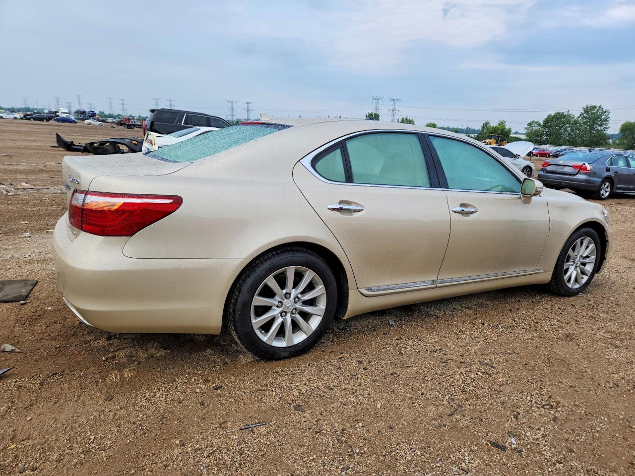 JTHCL5EF2C5014065 · 2012 LEXUS LS · 3/13