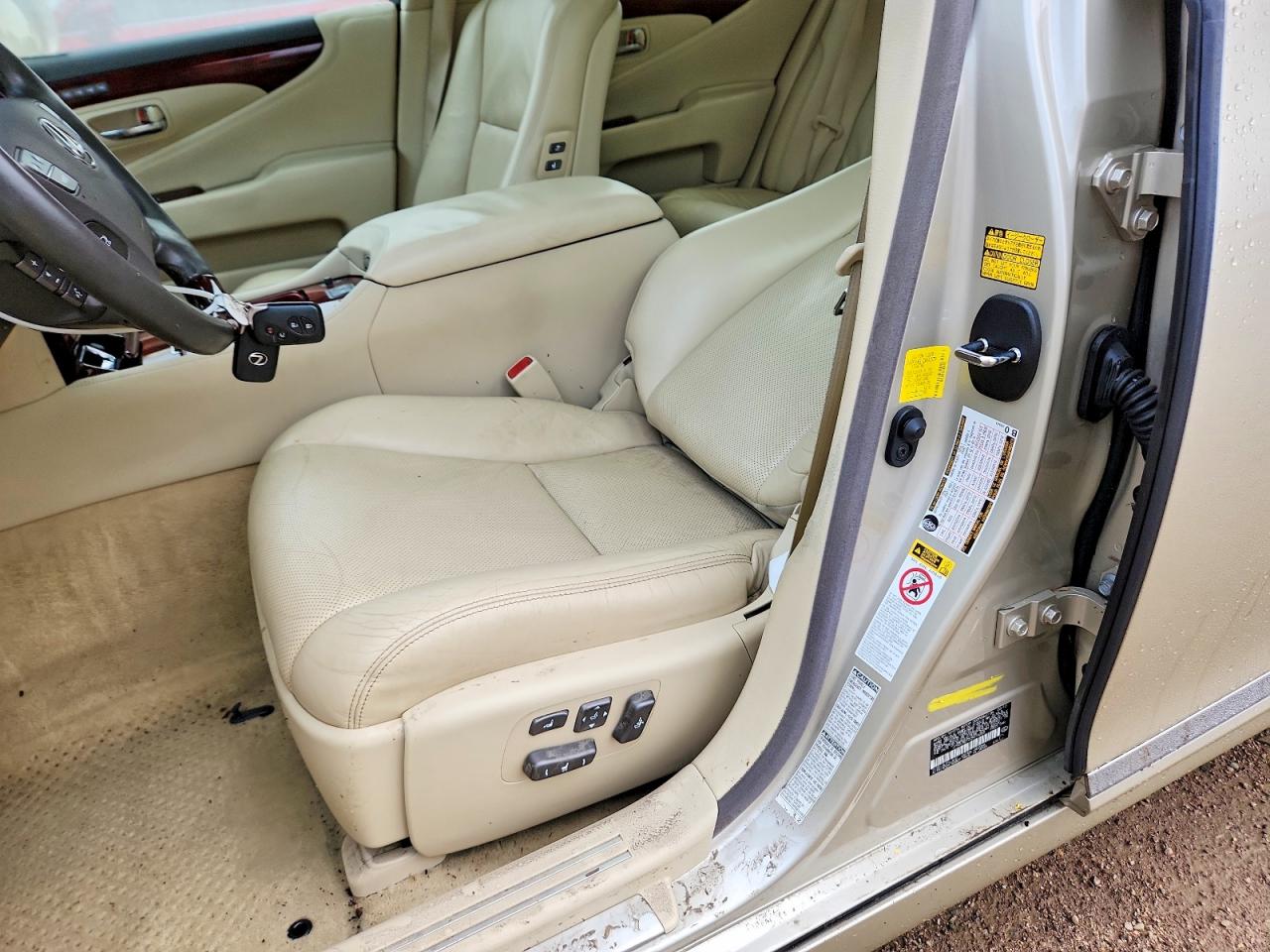 JTHCL5EF2C5014065 · 2012 LEXUS LS · 12/13