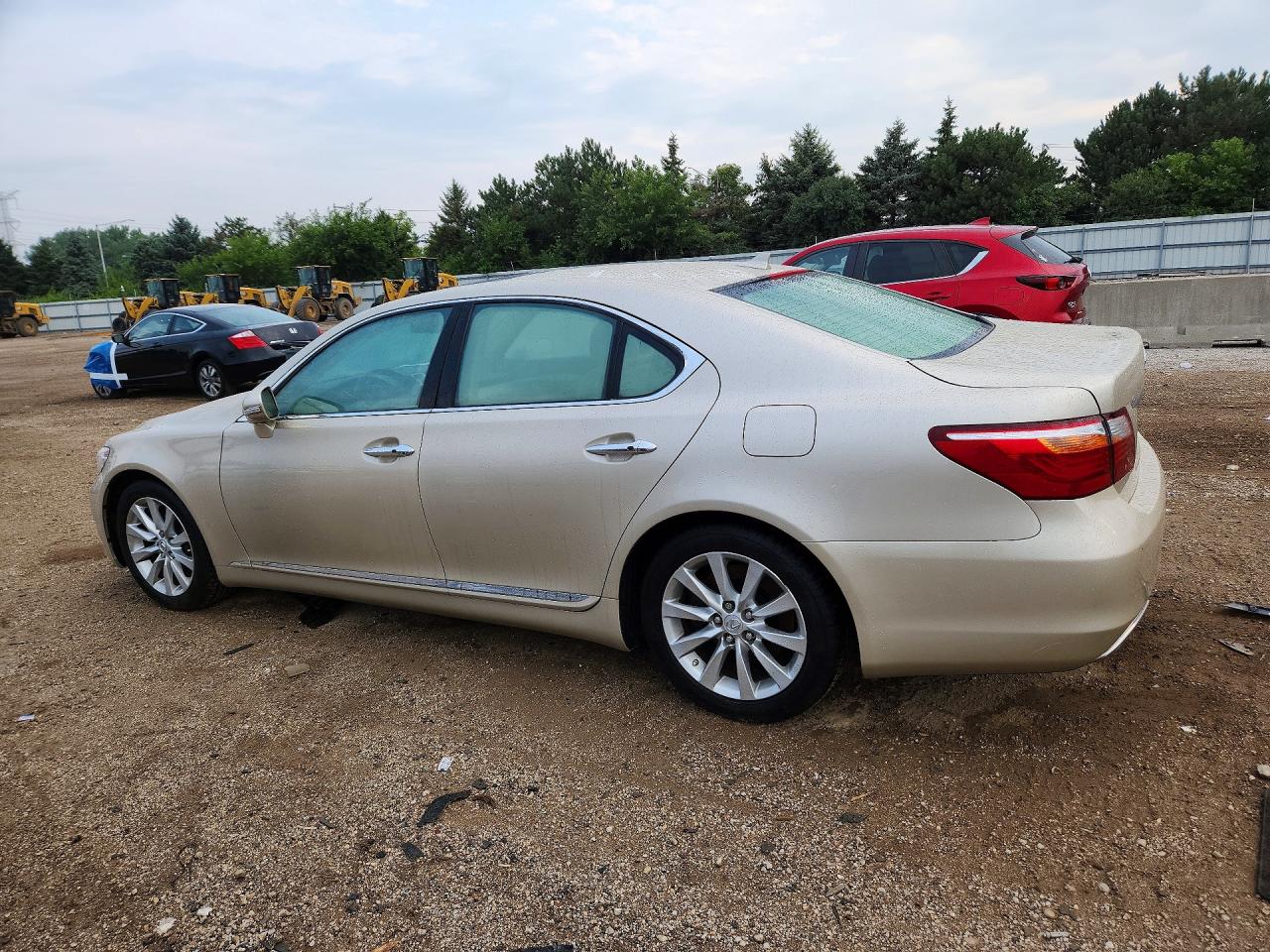 JTHCL5EF2C5014065 · 2012 LEXUS LS · 2/13