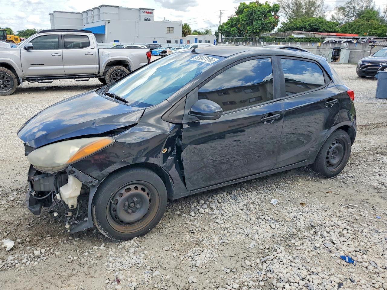2014 MAZDA MAZDA2