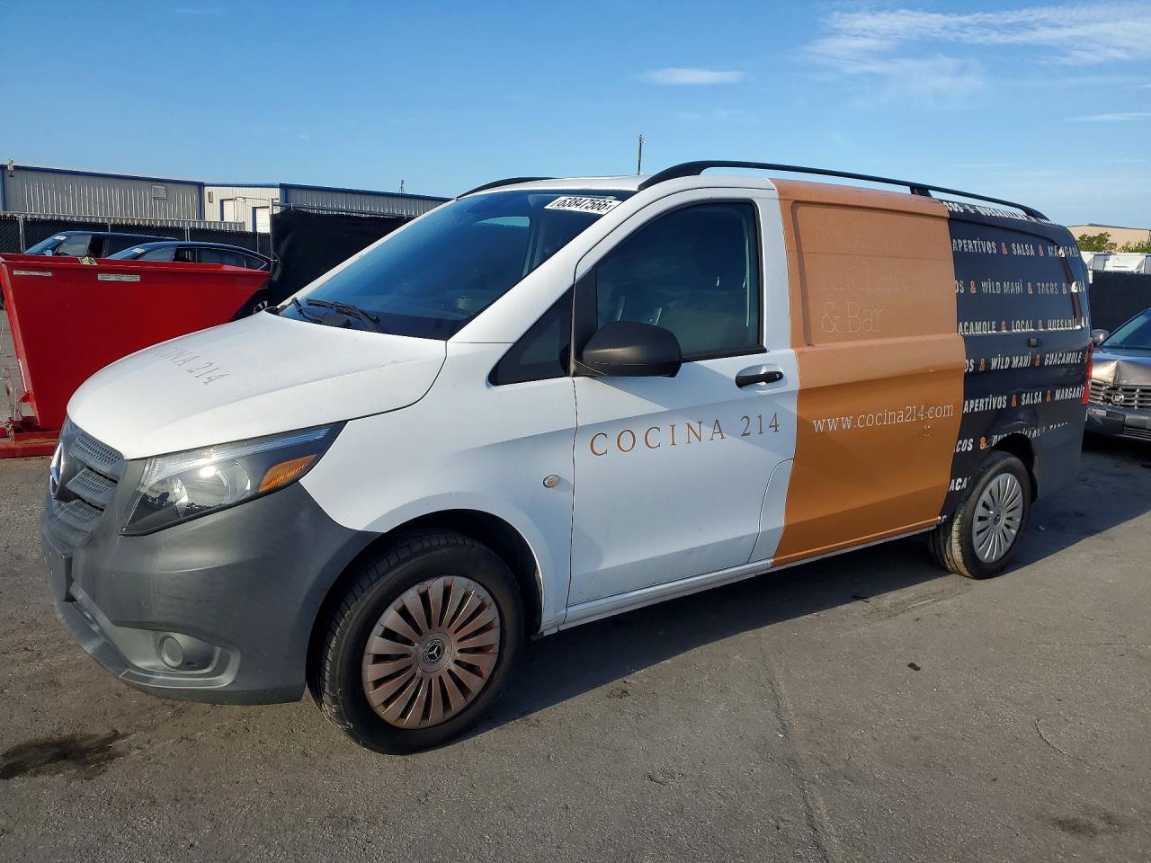 2018 MERCEDES-BENZ METRIS