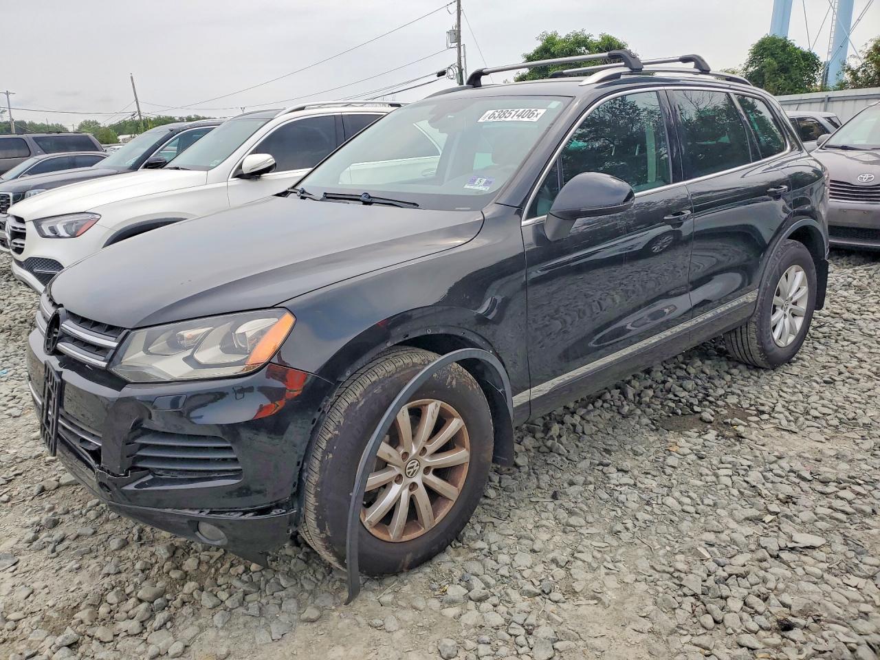 WVGFF9BP8BD001072 · 2011 VOLKSWAGEN TOUAREG