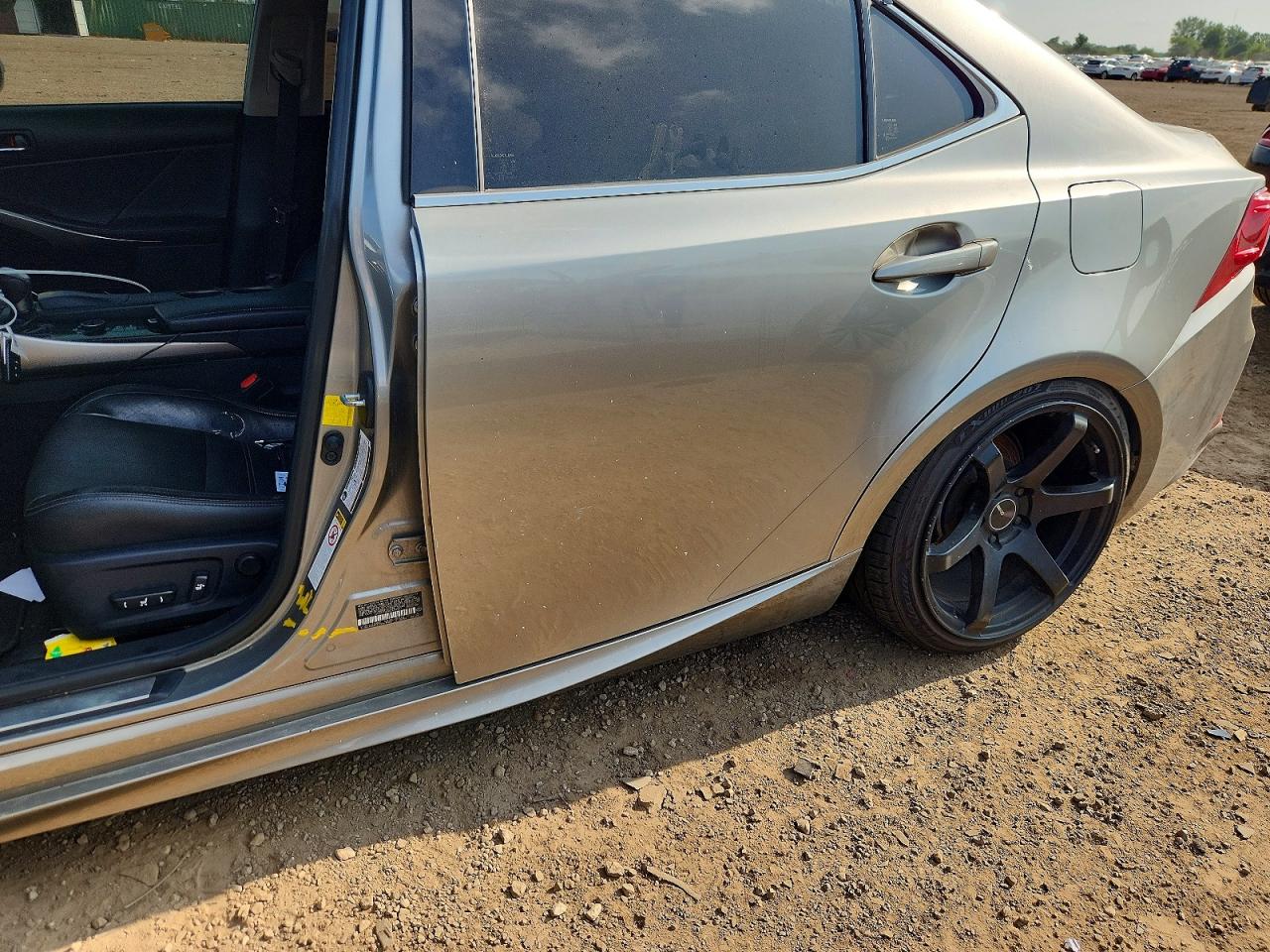 JTHCF1D2XE5011271 · 2014 LEXUS IS · 12/13