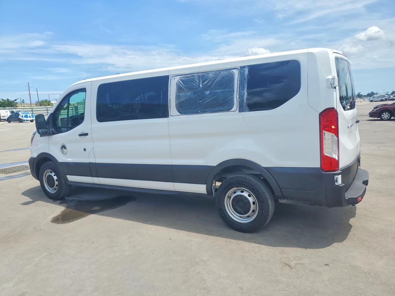 1FBAX2Y89NKA05901 · 2022 FORD TRANSIT · 2/12