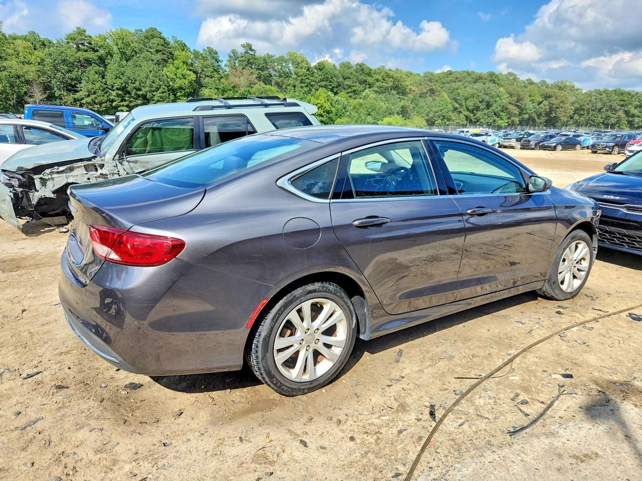 1C3CCCAB2FN699024 · 2015 CHRYSLER 200 · 3/13