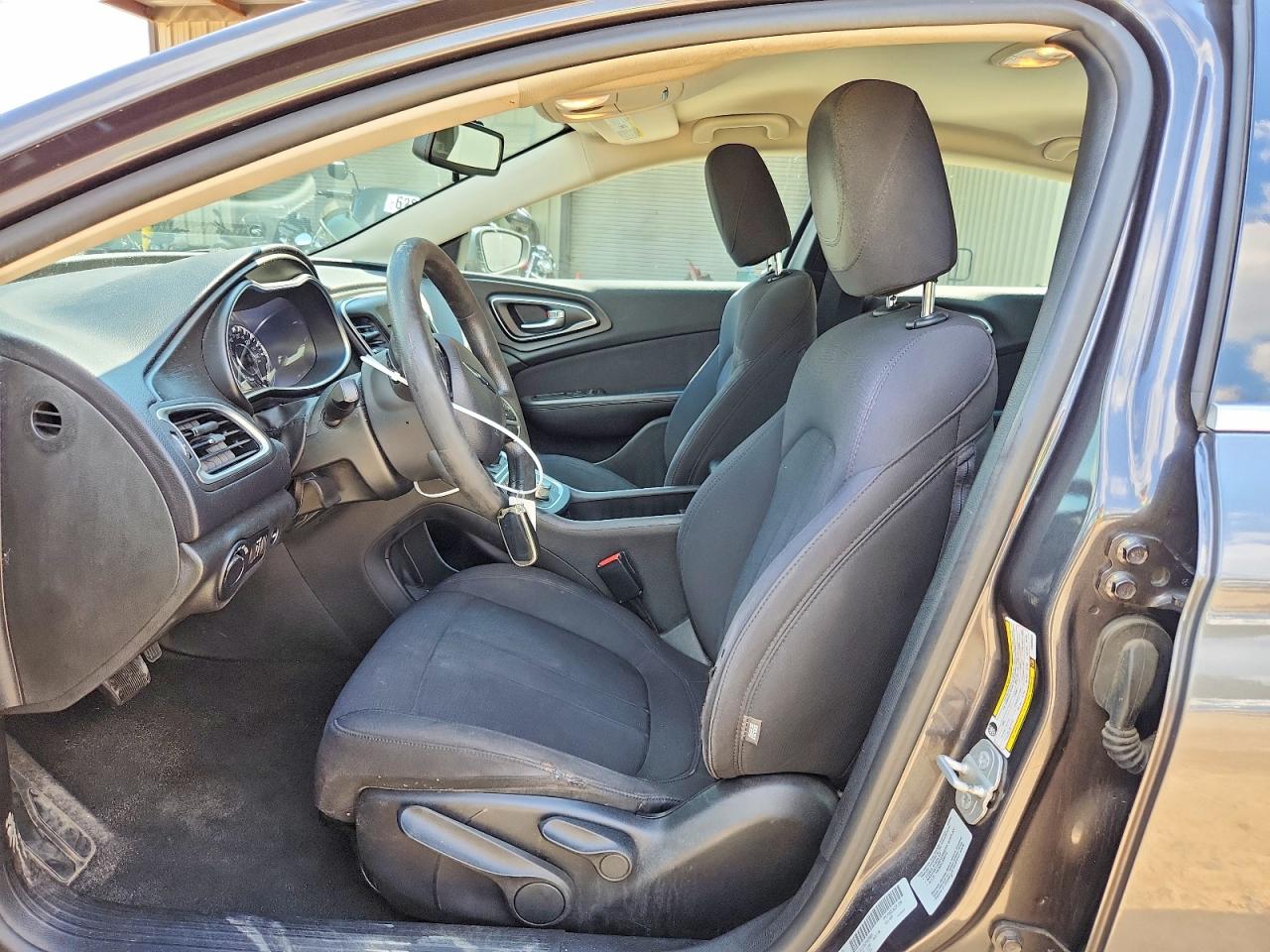 1C3CCCAB2FN699024 · 2015 CHRYSLER 200 · 7/13