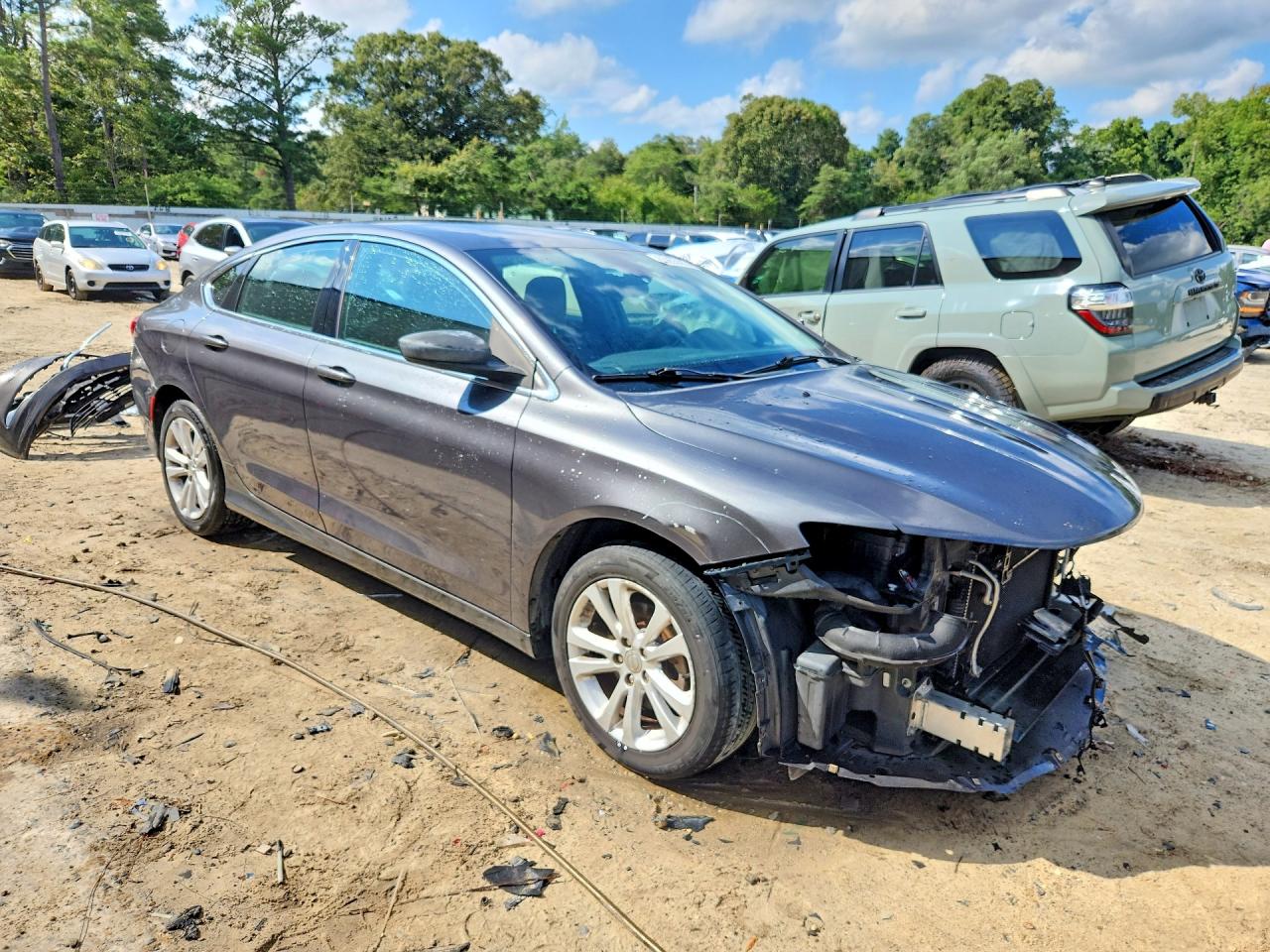 1C3CCCAB2FN699024 · 2015 CHRYSLER 200 · 4/13