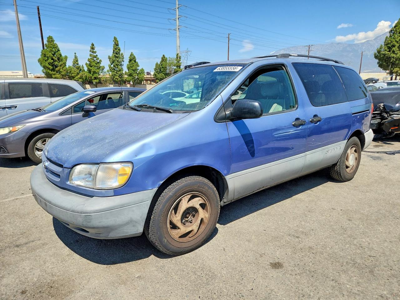 4T3ZF13C3WU067522 · 1998 TOYOTA SIENNA