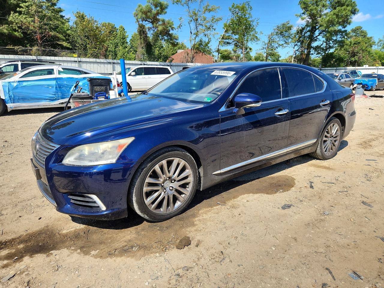 2013 LEXUS LS
