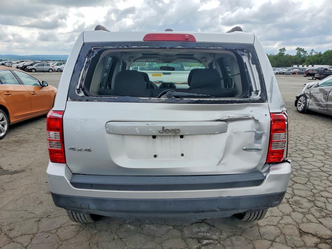 1C4NJRFB7DD281406 · 2013 JEEP PATRIOT · 6/12