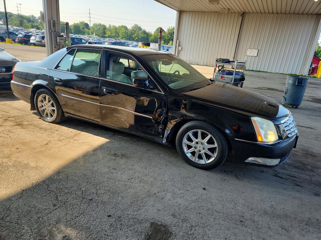 1G6KD5E65BU143676 · 2011 CADILLAC DTS · 4/12