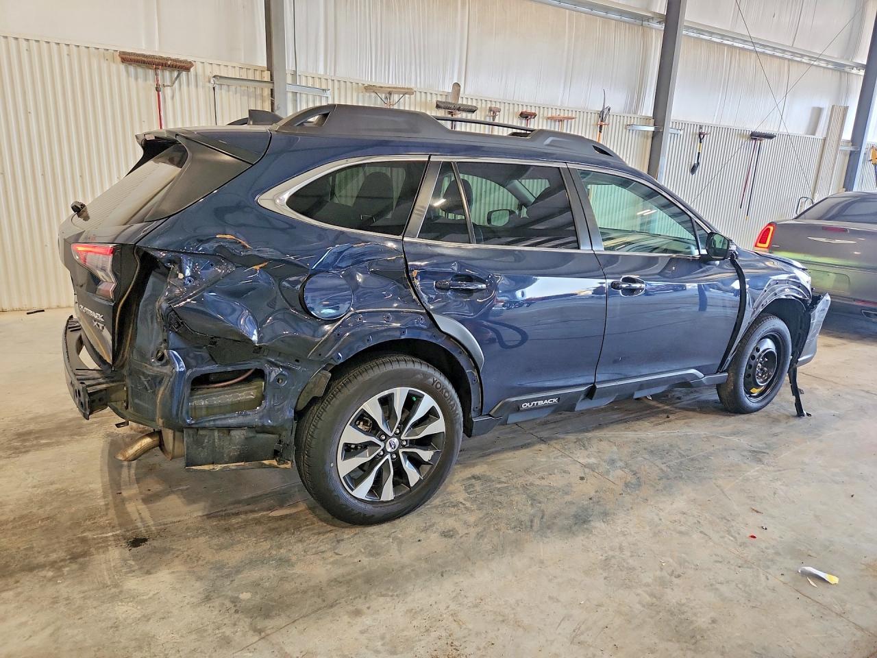 4S4BTGND6R3107548 · 2024 SUBARU OUTBACK · 3/13