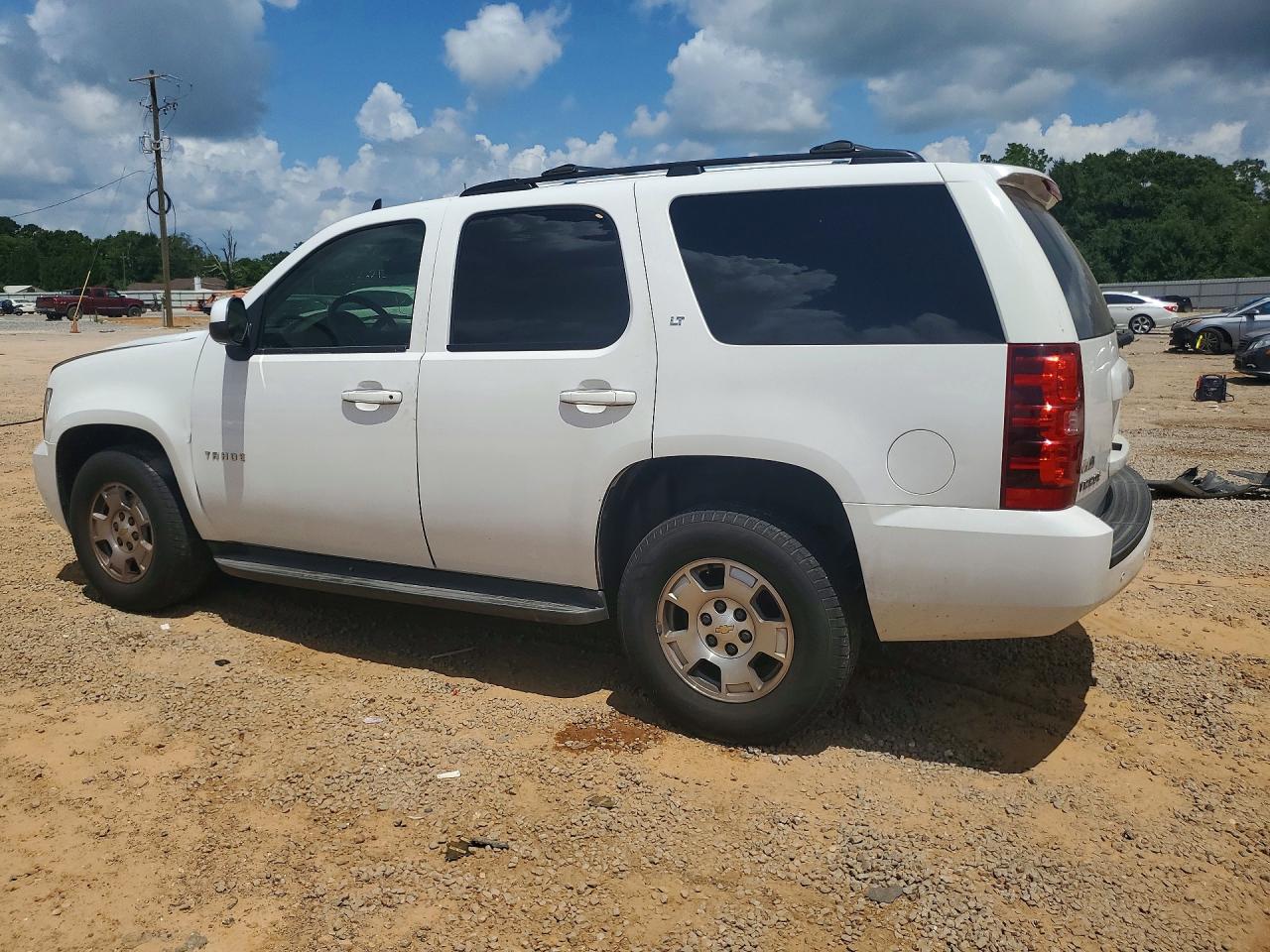 1GNUCBE04AR108185 · 2010 CHEVROLET TAHOE · 2/12