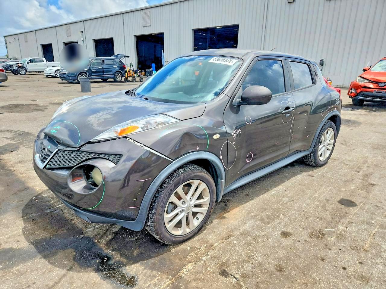 2013 NISSAN JUKE