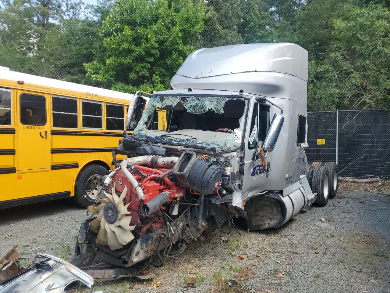 3HSDJAPR2HN647633 · 2017 INTERNATIONAL PROSTAR · 2/10