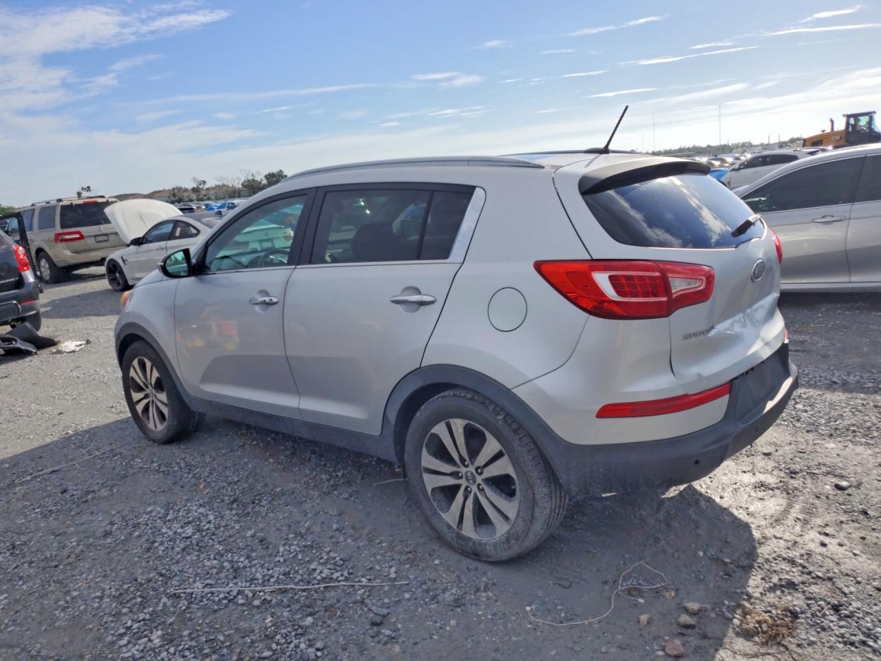 KNDPC3A25C7174813 · 2012 KIA SPORTAGE · 2/13