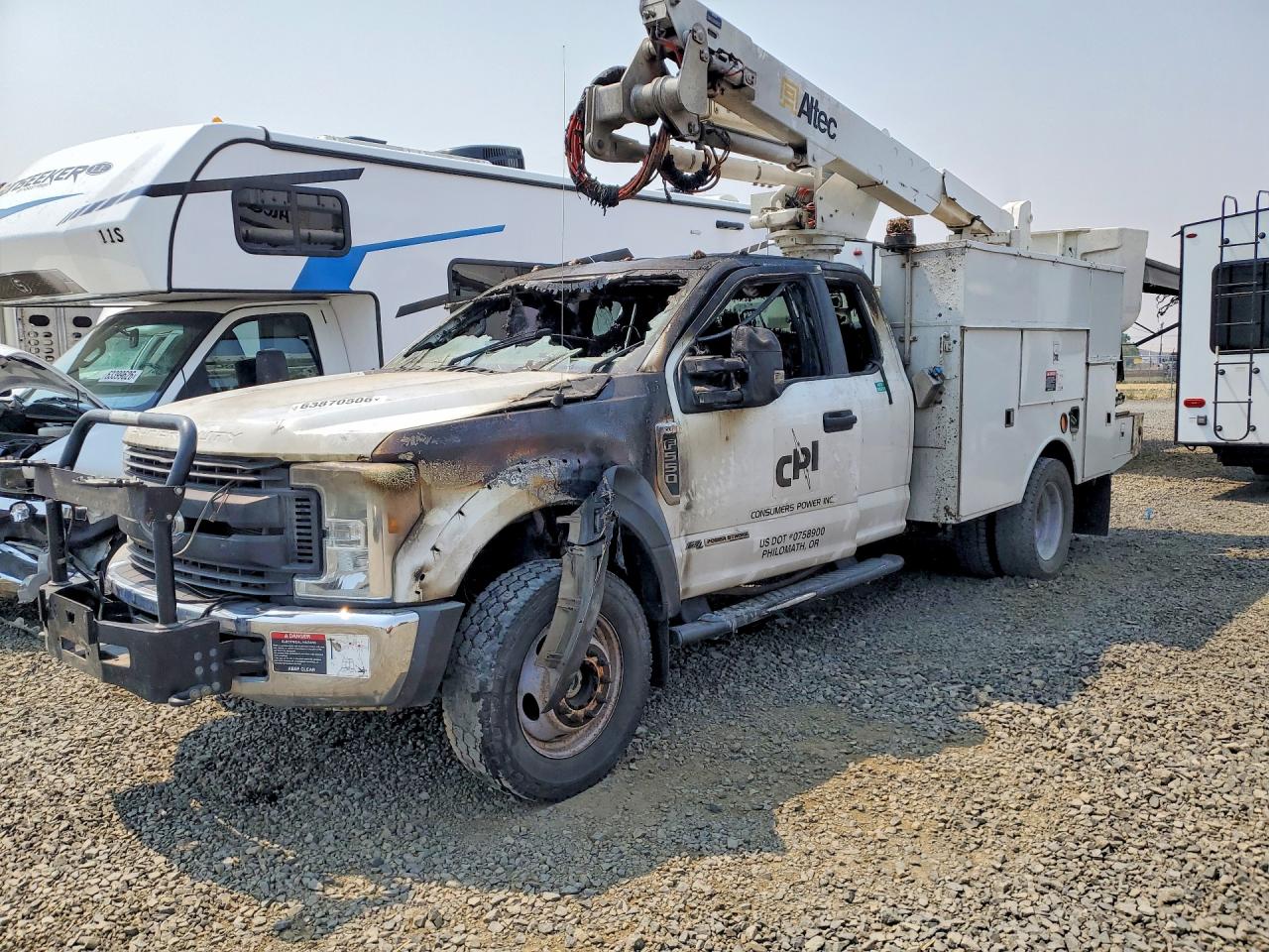 1FD0X5HT7HED20207 · 2017 FORD F550