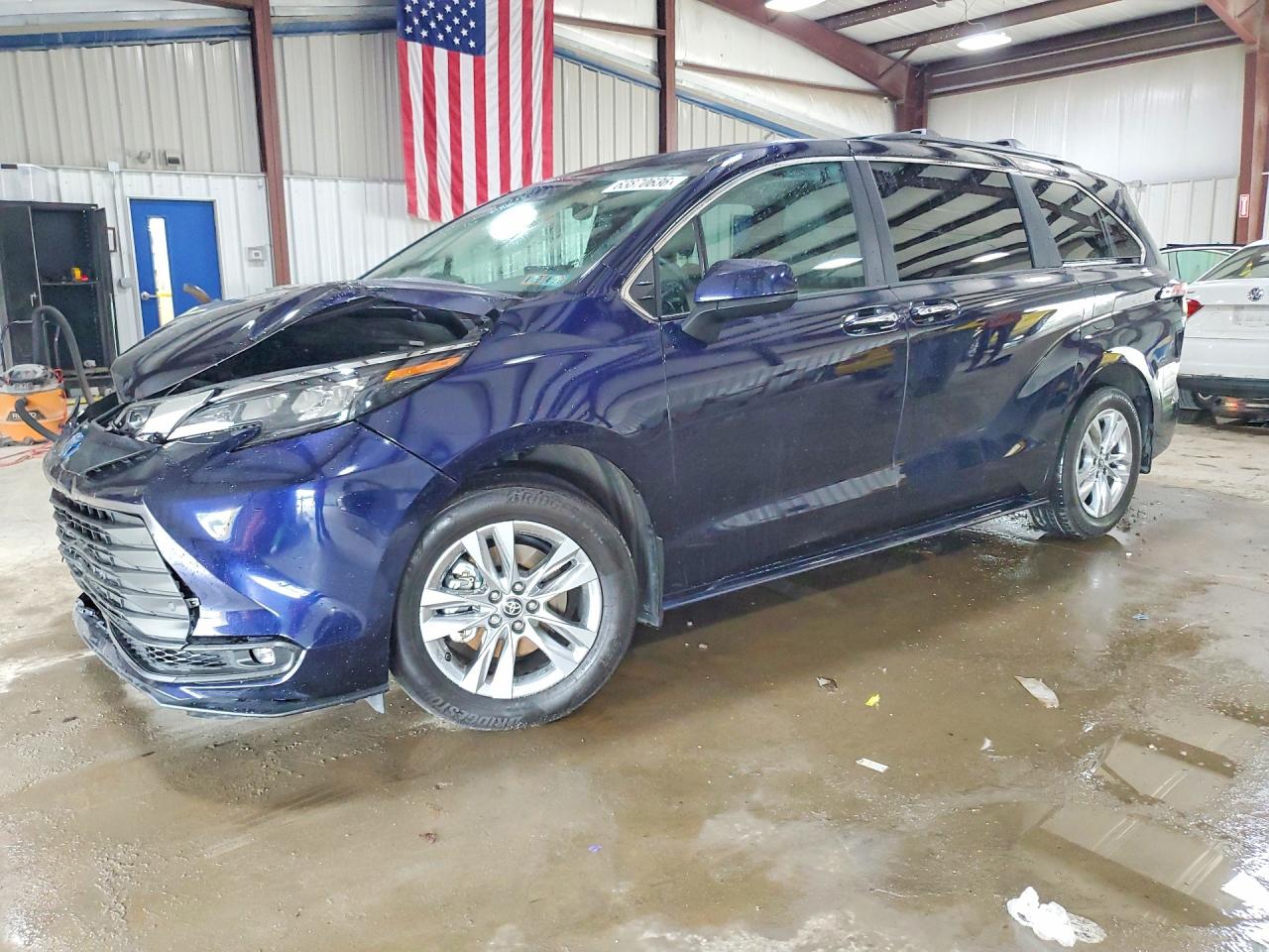 5TDJSKFC4SS179719 · 2025 TOYOTA SIENNA