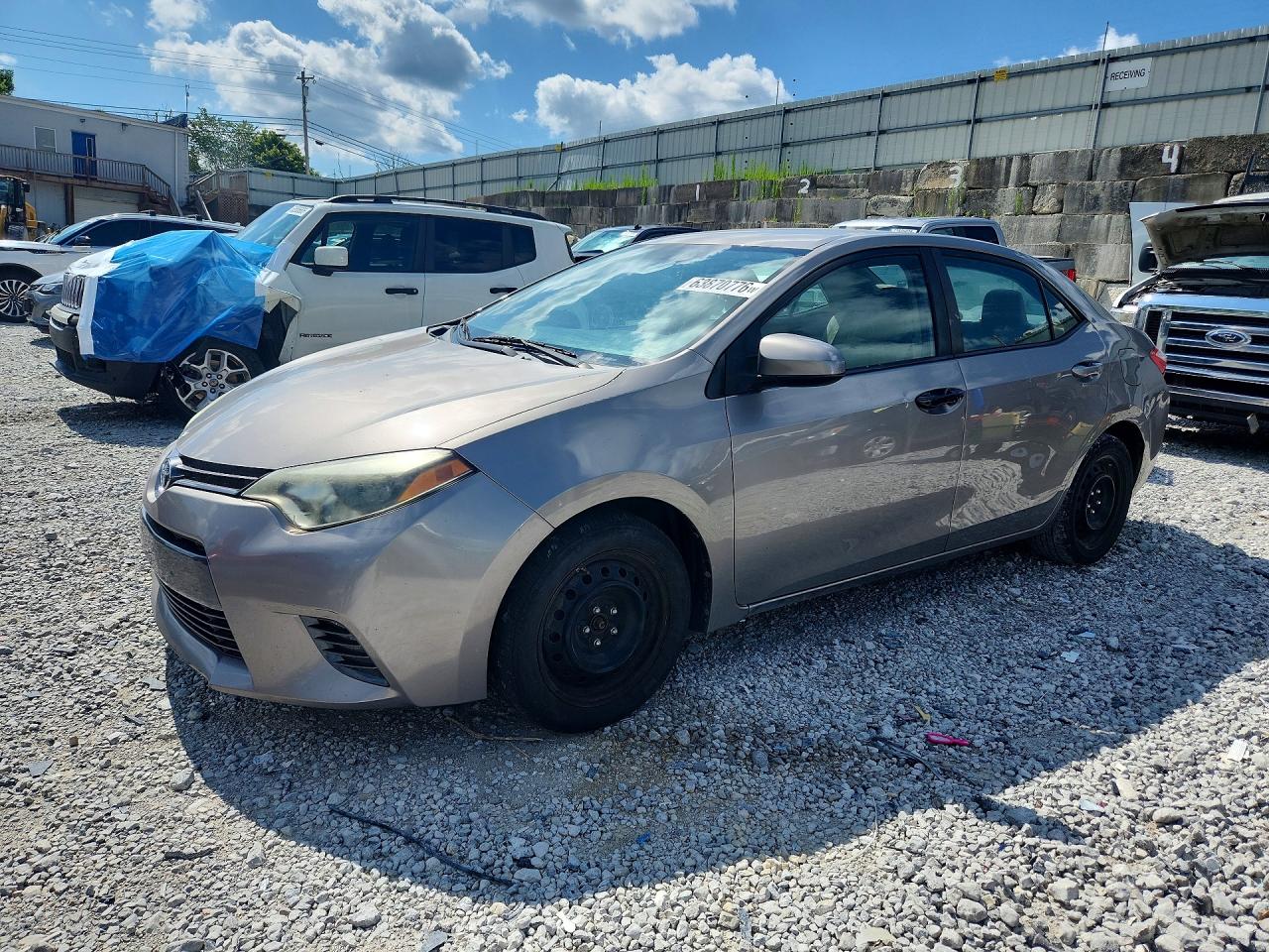 2T1BURHE9FC260414 · 2015 TOYOTA COROLLA