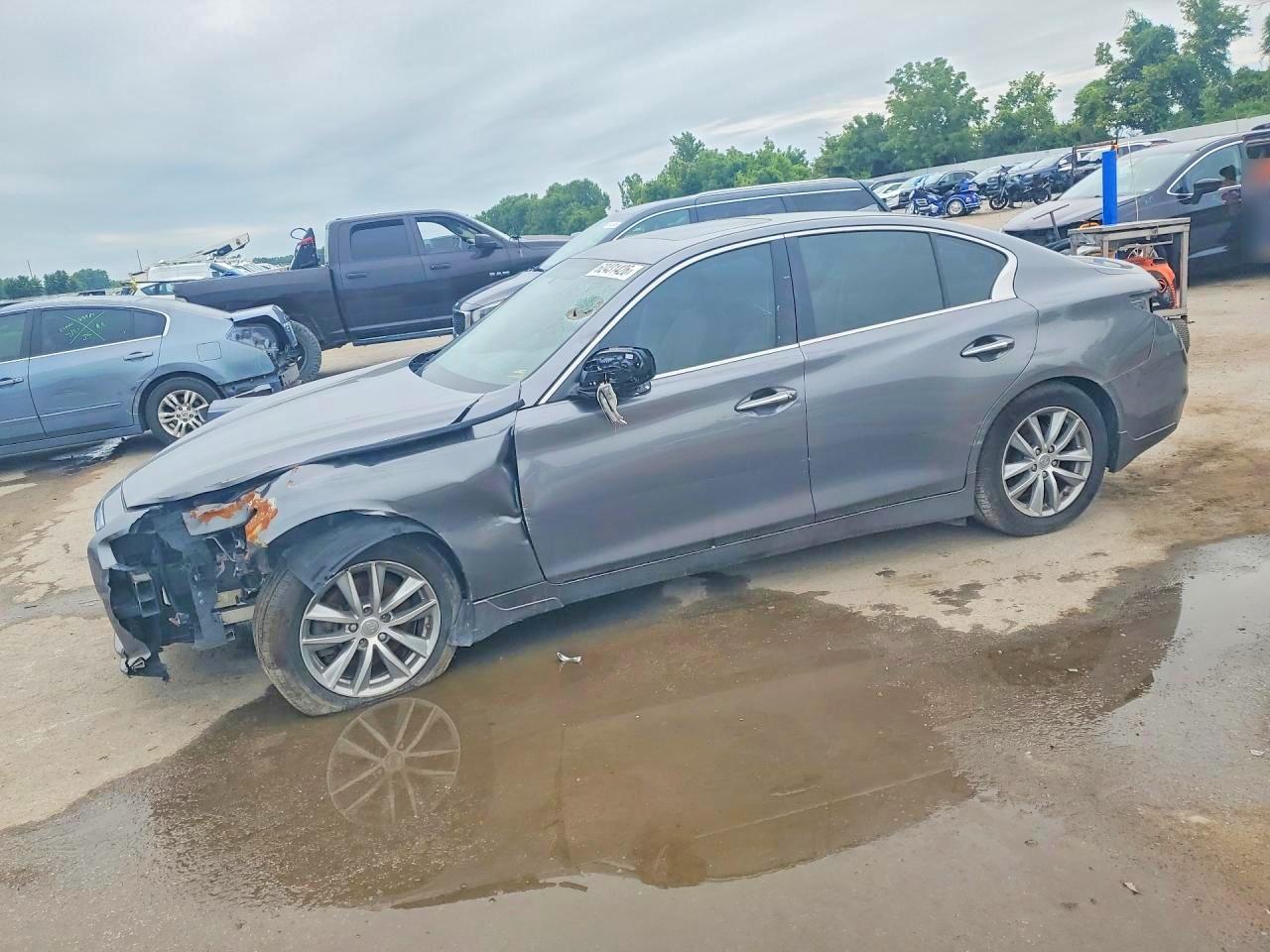 JN1EV7AP9GM304512 · 2016 INFINITI Q50