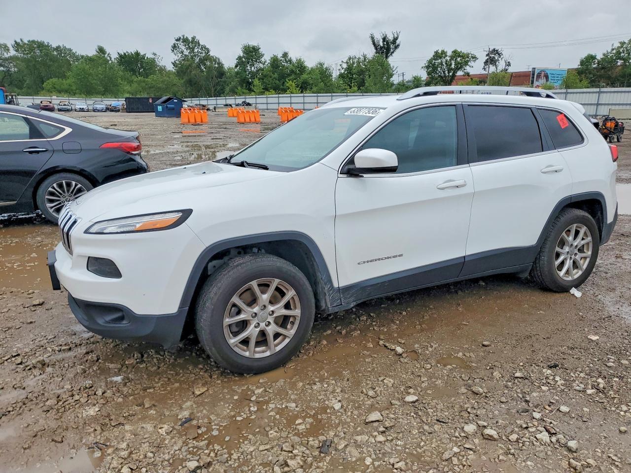 1C4PJLCS5HW535084 · 2017 JEEP CHEROKEE