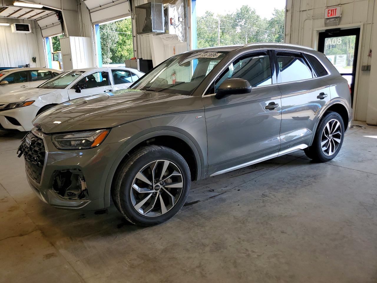 WA1EAAFY3P2099329 · 2023 AUDI Q5