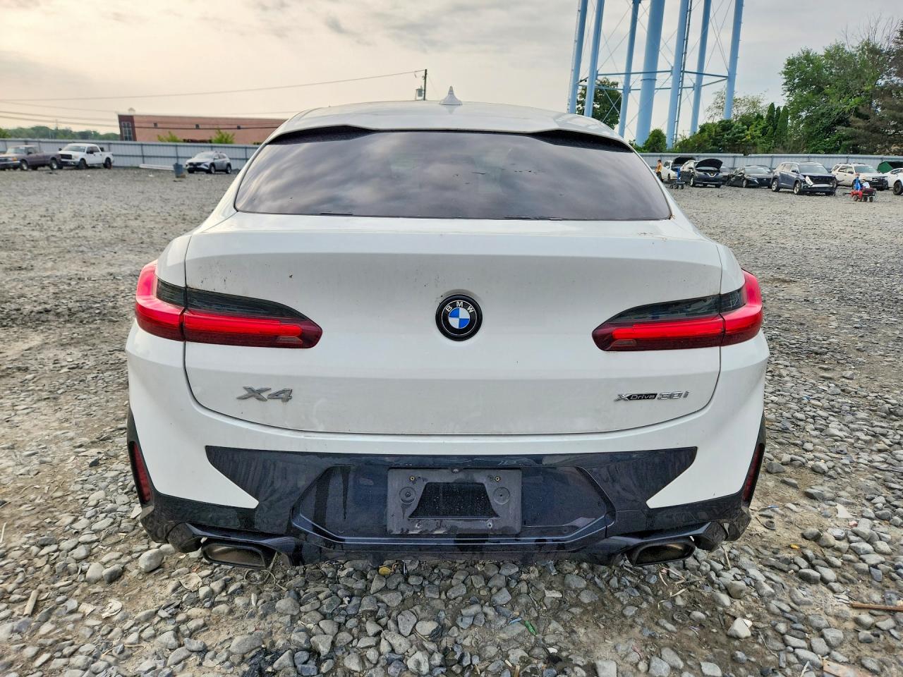 5UX33DT08S9Y61527 · 2025 BMW X4 · 6/13