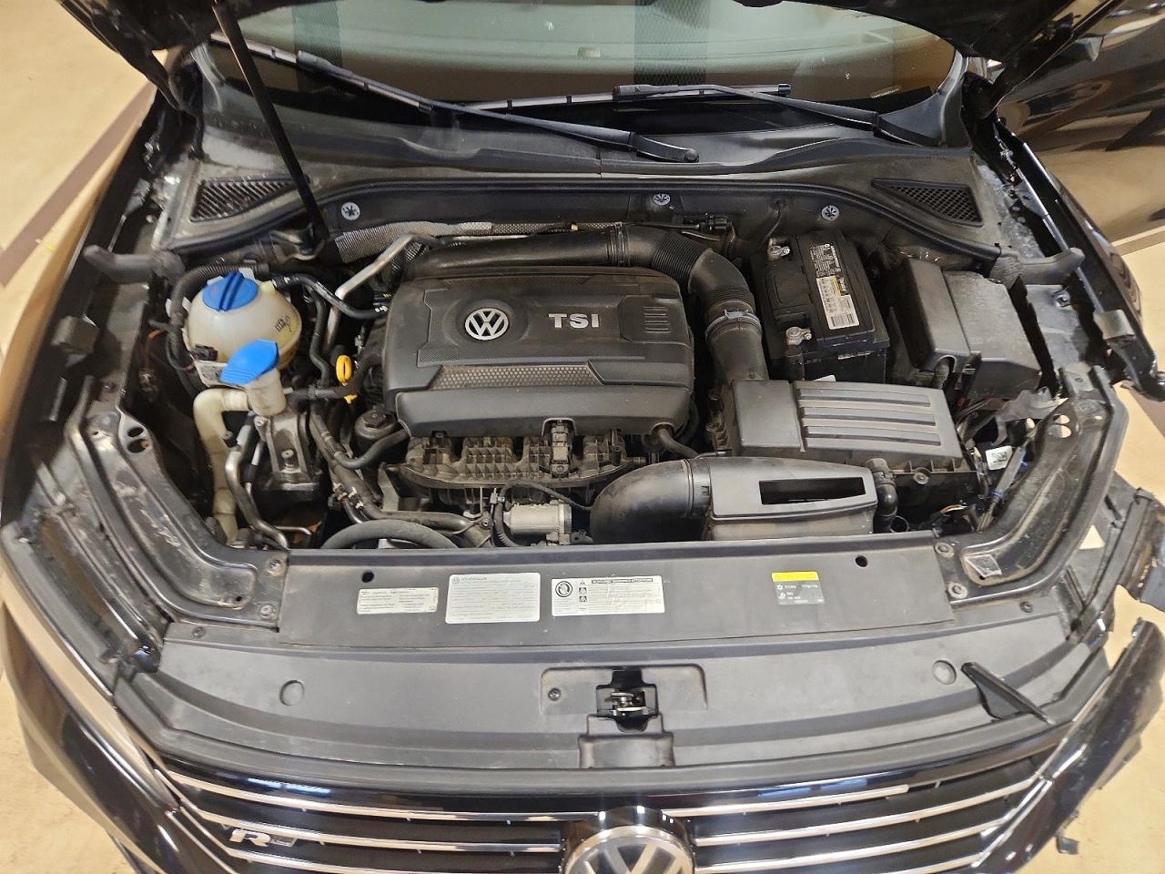 1VWDT7A39HC044175 · 2017 VOLKSWAGEN PASSAT · 11/12