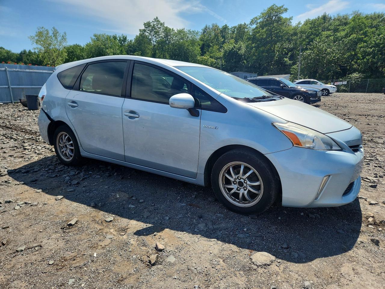 JTDZN3EU0D3278195 · 2013 TOYOTA PRIUS V · 4/12