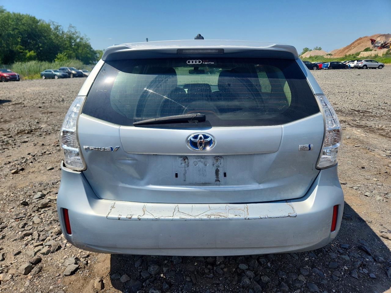 JTDZN3EU0D3278195 · 2013 TOYOTA PRIUS V · 6/12