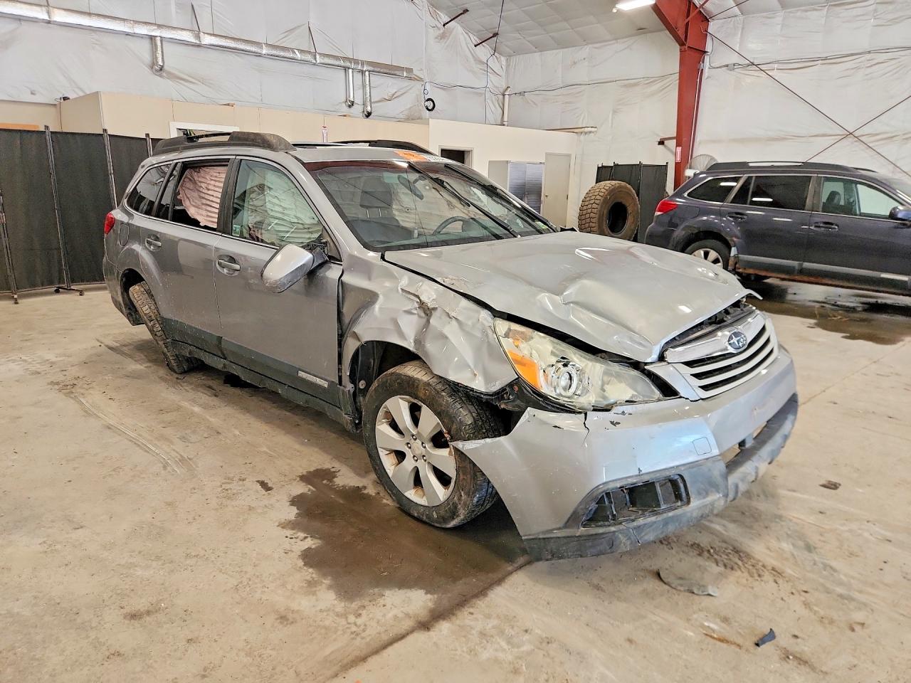 4S4BRBGC2A3370520 · 2010 SUBARU OUTBACK · 4/13