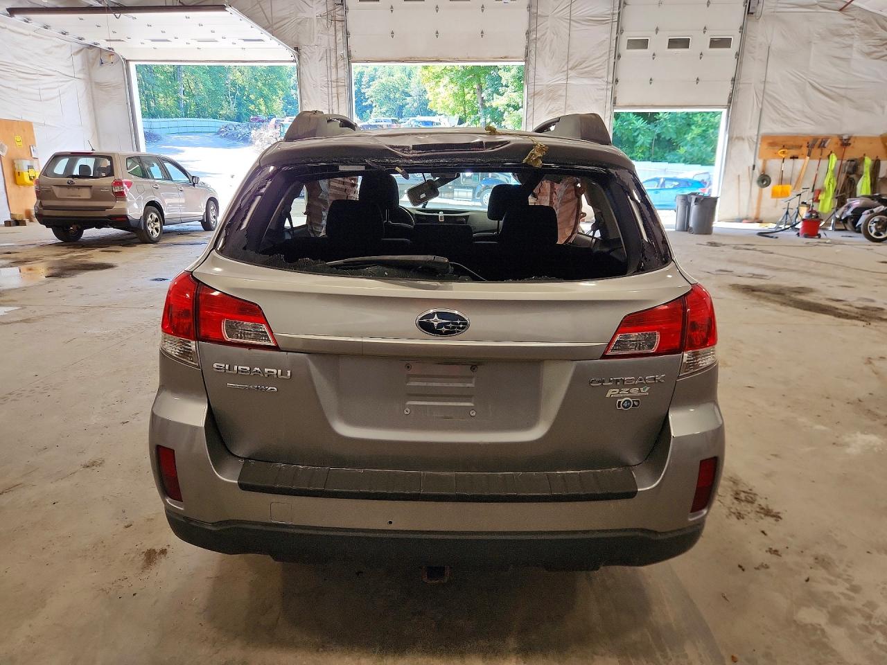 4S4BRBGC2A3370520 · 2010 SUBARU OUTBACK · 6/13
