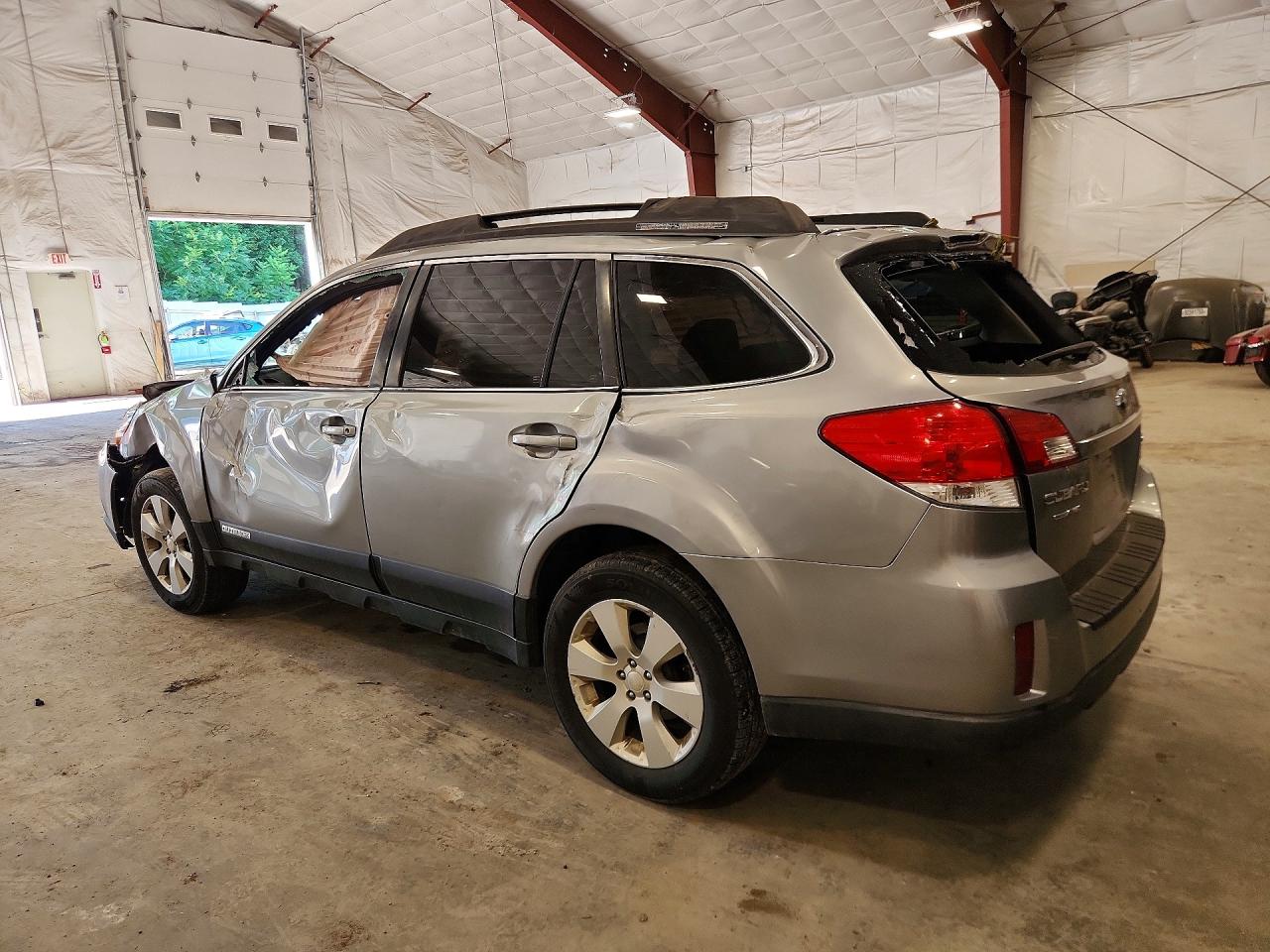 4S4BRBGC2A3370520 · 2010 SUBARU OUTBACK · 2/13