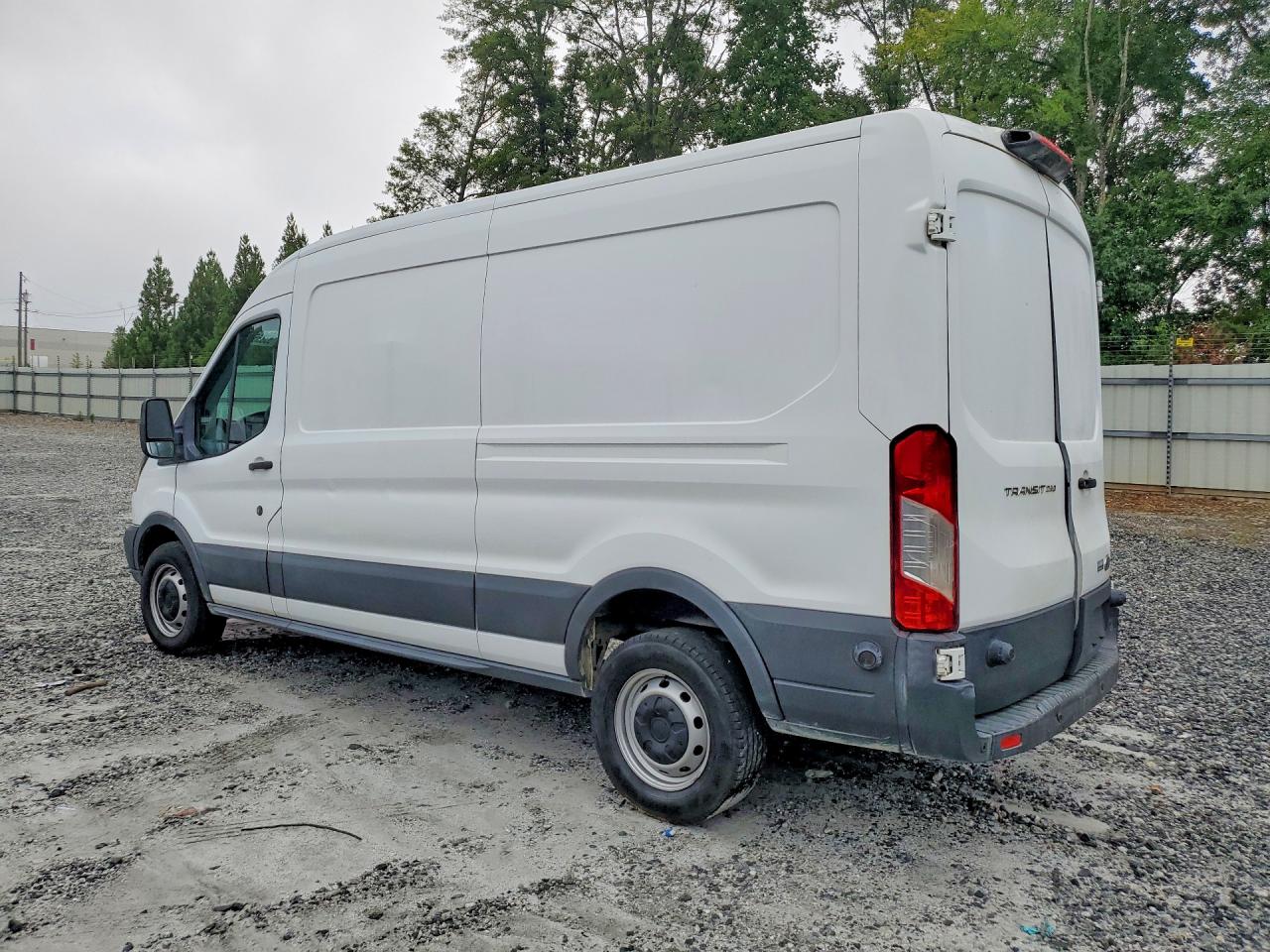 1FTYR2CM9JKB54098 · 2018 FORD TRANSIT · 2/13