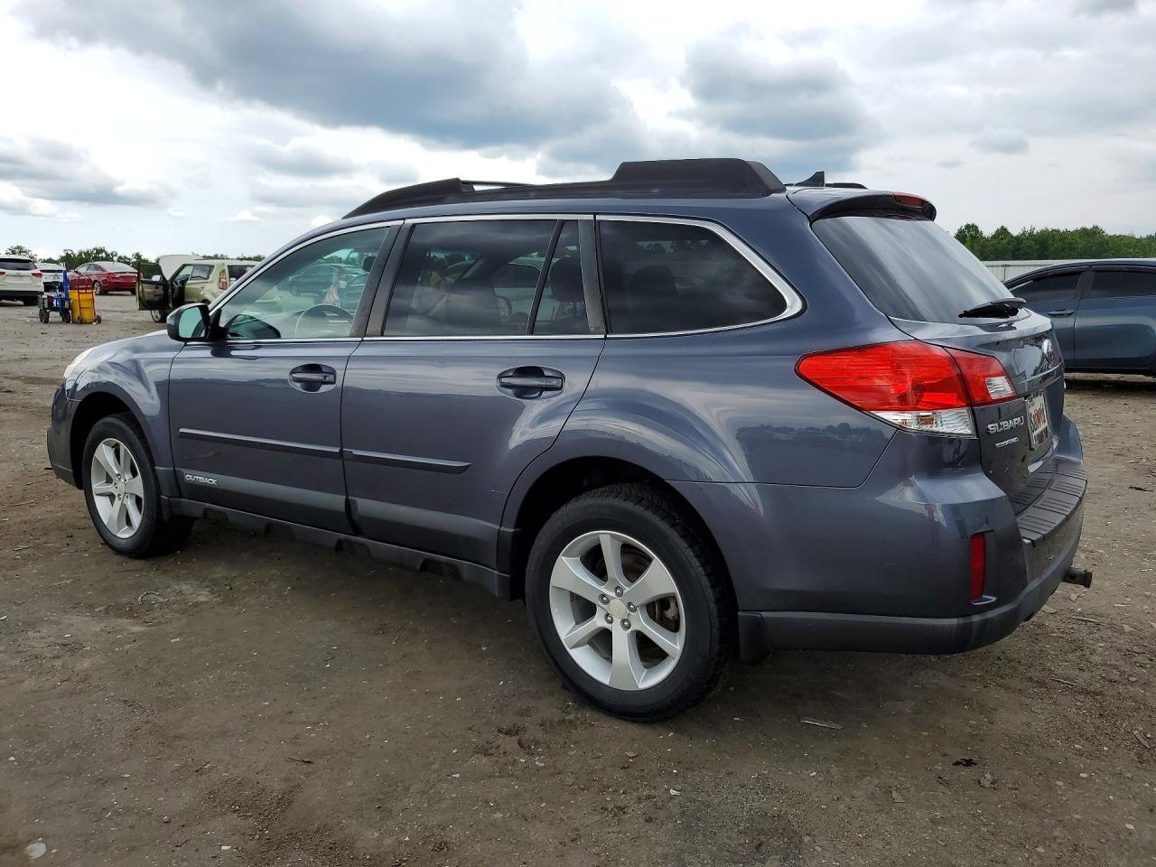4S4BRCDC6E3241387 · 2014 SUBARU OUTBACK · 2/13