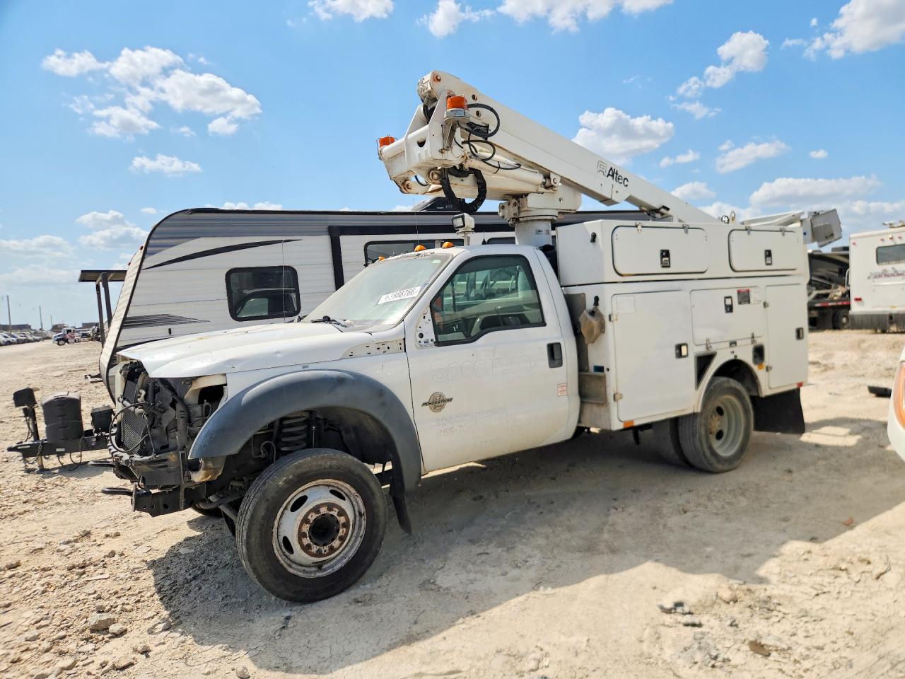 1FDUF4GT8GEC34242 · 2016 FORD F450