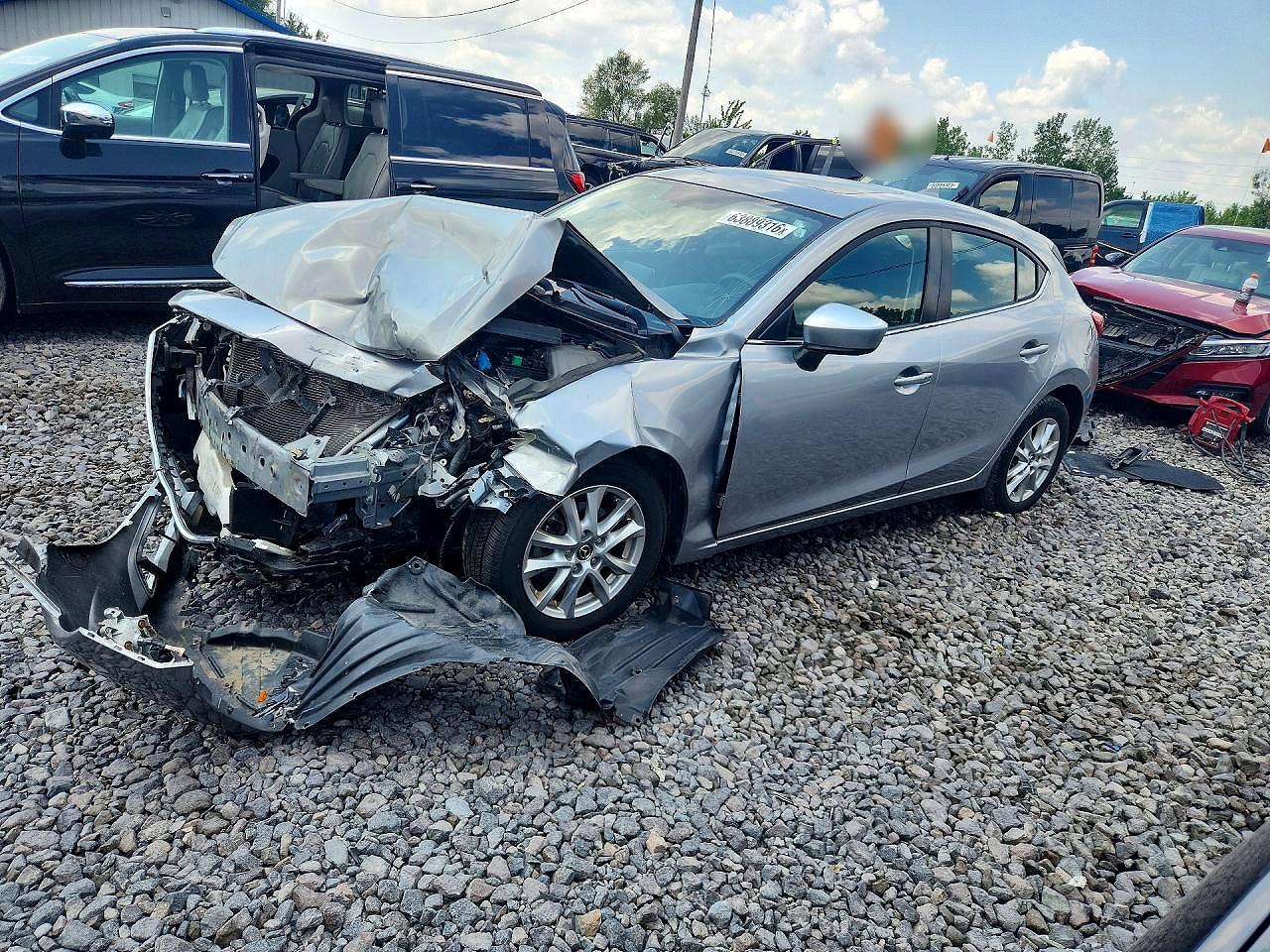 JM1BM1M71G1326453 · 2016 MAZDA 3