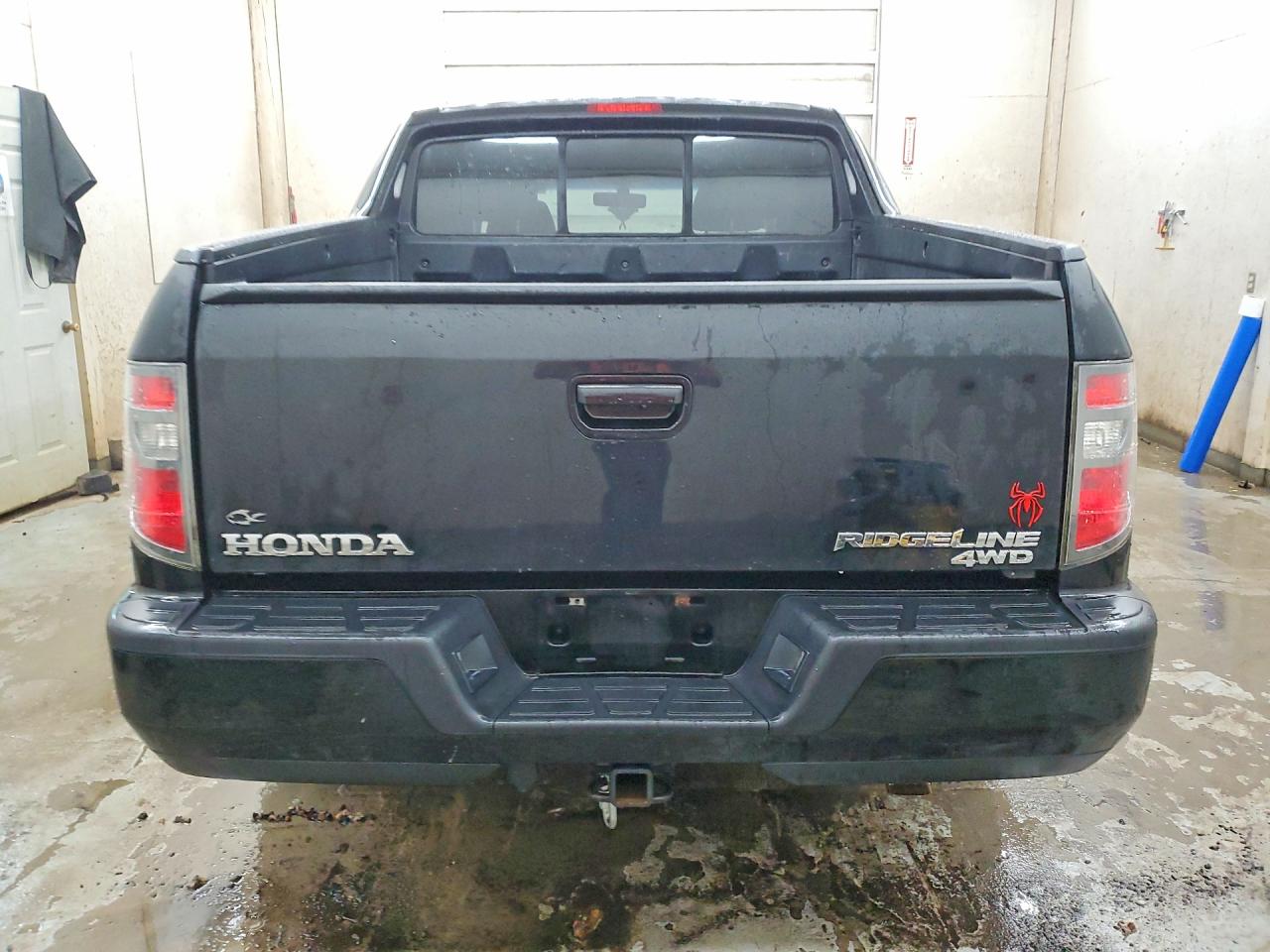 5FPYK1F50CB002236 · 2012 HONDA RIDGELINE · 6/13