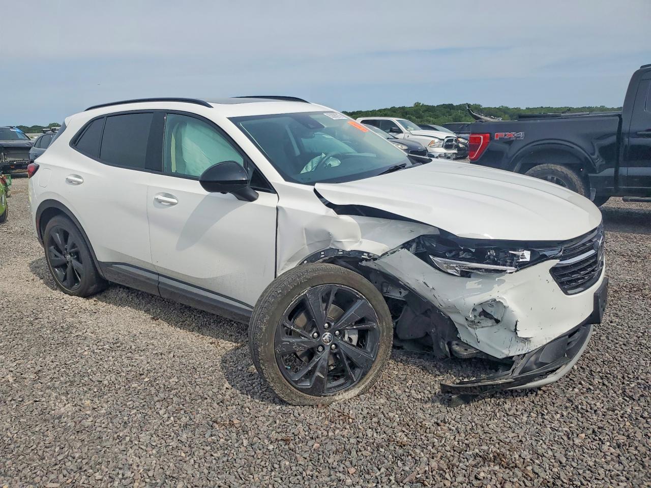 LRBFZPR42ND062030 · 2022 BUICK ENVISION · 4/13