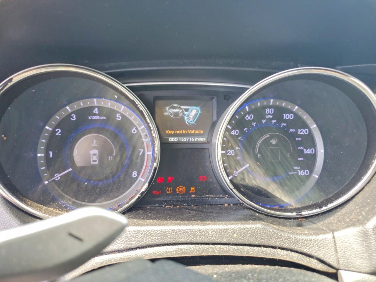 5NPEC4AC8EH875284 · 2014 HYUNDAI SONATA · 9/13