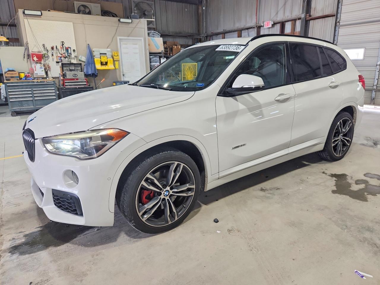 WBXHT3C31G5E51331 · 2016 BMW X1