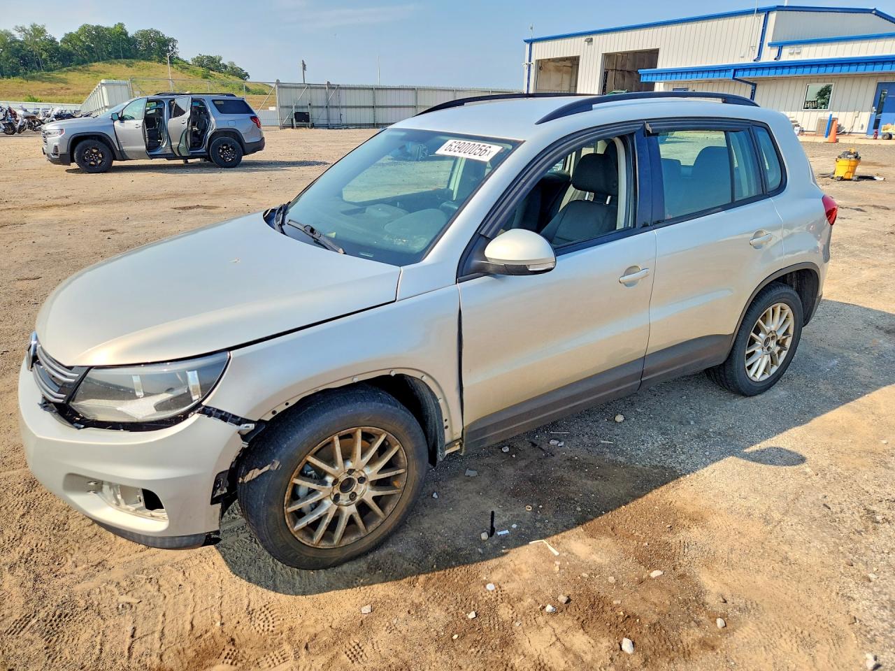 WVGBV7AX7FW520387 · 2015 VOLKSWAGEN TIGUAN