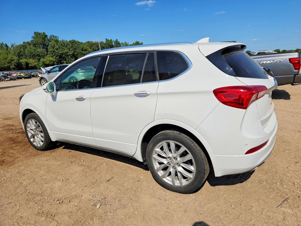 LRBFX4SX3KD041238 · 2019 BUICK ENVISION · 2/13