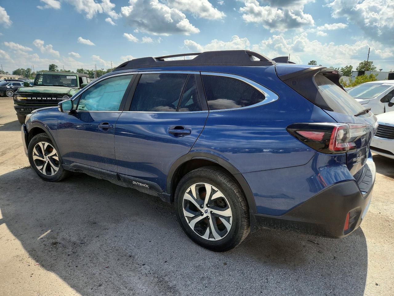 4S4BTANC2L3118297 · 2020 SUBARU OUTBACK · 2/13