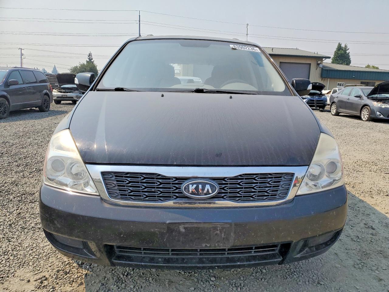 KNDMG4C74B6409079 · 2011 KIA SEDONA · 5/13